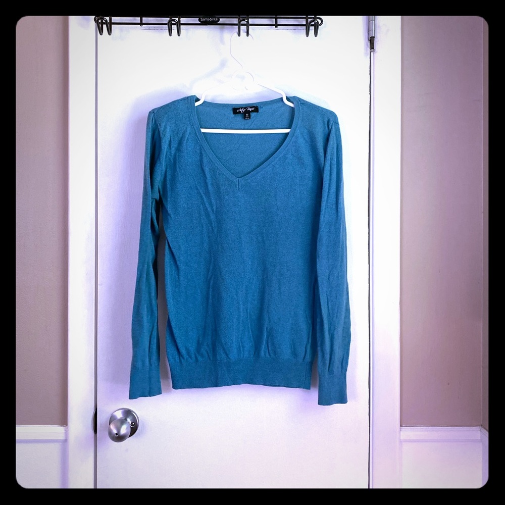 Active basic blue sweater - Size M